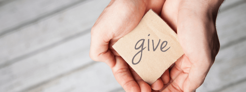 5 tips to help your children be charitable in the New Year